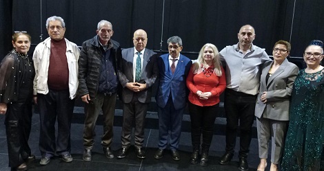 TAHSİN KOÇ, SANAT VE SANATÇIYA VE KIYMETLİ ŞAİRLERİMİZE YAZARLARIMIZA SAHİP ÇIKALIM.